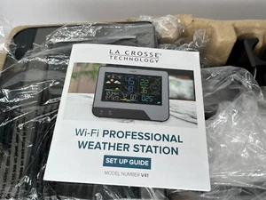 V41-PRO La Crosse Technology Complete Personal Remote Monitoring Weather Station - Picture 1 of 3