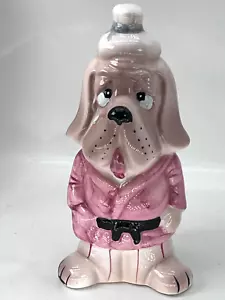 Bank Hungover Hound Hund 1970 Keramik rosa Pyjama Geld Münztisch 6,5" hoch - Bild 1 von 7
