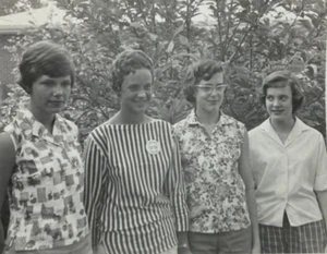 Four Young Women Standing Together Short Hair B&W Photograph 4 x 5 - Picture 1 of 3