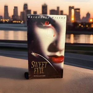 Sweet Evil VHS Demo Promo Screener Sealed Bridgette Wilson 1998 APX21287 - Foto 1 di 10