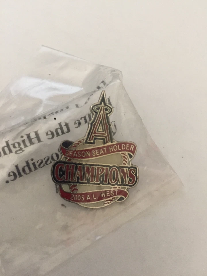 Anaheim Angels Season Ticket Holder 2005 AL West Champions Pin! New! - Image 1 of 1