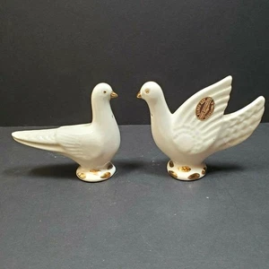 Elbee Art Cleveland Dove Salt & Pepper Shakers w/ Foil Label Hand Decorated - Picture 1 of 13