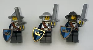 lego castle vintage minifigures 2 metallic silver helmets - Picture 1 of 5
