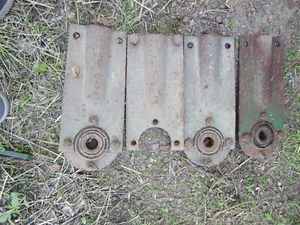 1 White Oliver disc part Gang Standard Bearing Hanger 242 252 - Picture 1 of 4