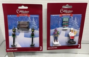 Lot Of 2 Cobblestone Corners Winter Village - Picture 1 of 3