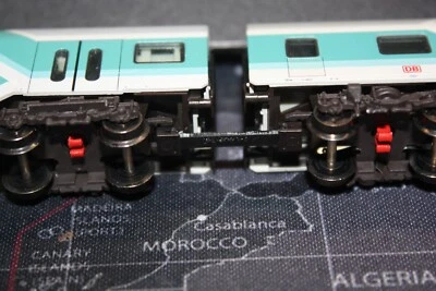 10 x Minitrix Steifkupplungen NEM System