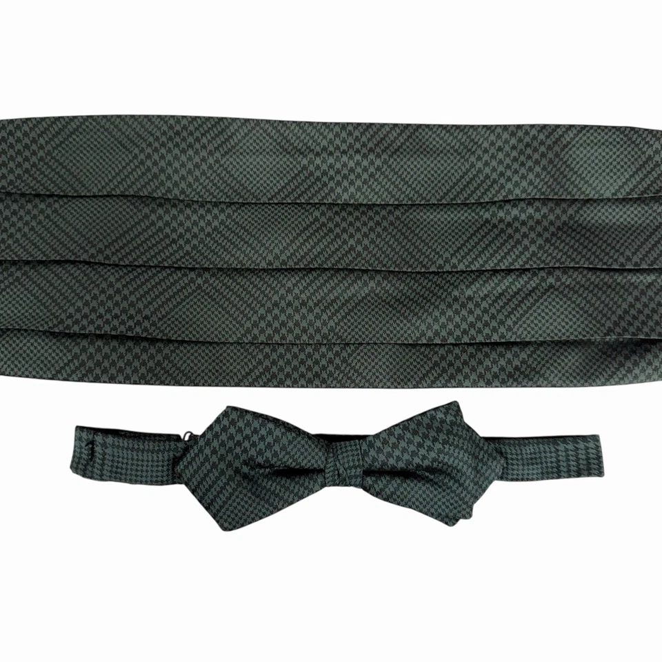 Juego de pajaritas de seda a cuadros verde Glen de Valentino para hombre hechas en EE. UU. USADAS EN EXCELENTE ESTADO Foto 1 de 4