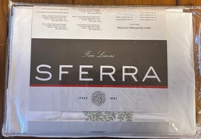 Juego de 2 fundas de almohada estándar Sferra nuevas blancas con hoja verde bordada Foto 1 de 4