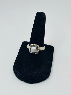 SILPADA Sterling Silver Designer Signed Button Frame Mother of Pearl Ring Size 6 - Image 1 of 4