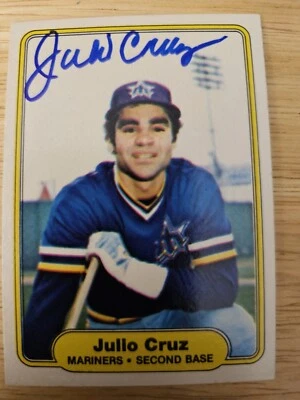 1982 FLEER #509 SIGNED JULIO CRUZ SEATTLE MARINERS (DECEASED) - Image 1 of 2