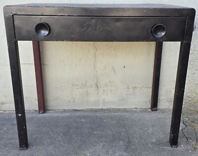 Escritorio de acero vintage resistente de mediados de siglo moderno brutalismo años 50 con cajón Foto 1 de 4