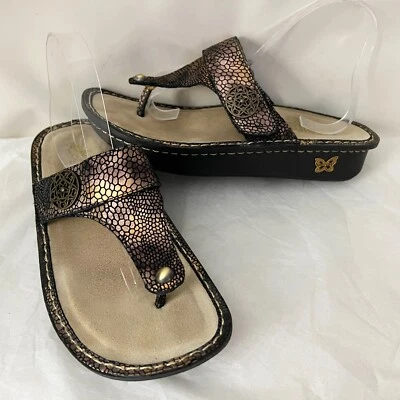 Alegria 皮革凉鞋 CAR-781 丁字裤女式 41 美码 10 多蛇印花二手状况完好! — 第 1/4 张图片