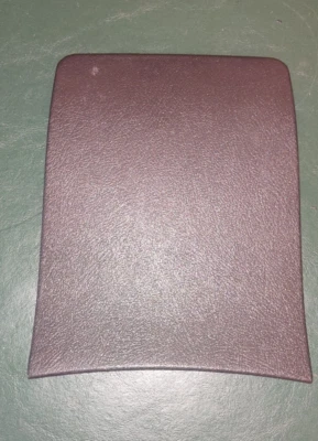 Mercedes-Benz OEM - Consola central trasera negra 210 683 13 08- W210 E320 E430 Foto 1 de 2