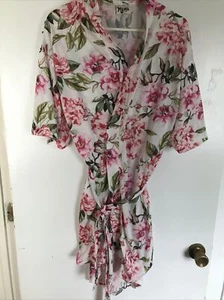 Show Me Your MuMu Floral Rose Kimono Robe Pink Green White Tie Belt Size OS - Picture 1 of 8