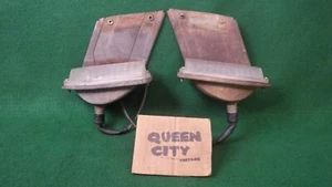 Pair of Original 1970 Ford Mustang Parking Light/Turn Signal Housings+Lenses - Picture 1 of 18
