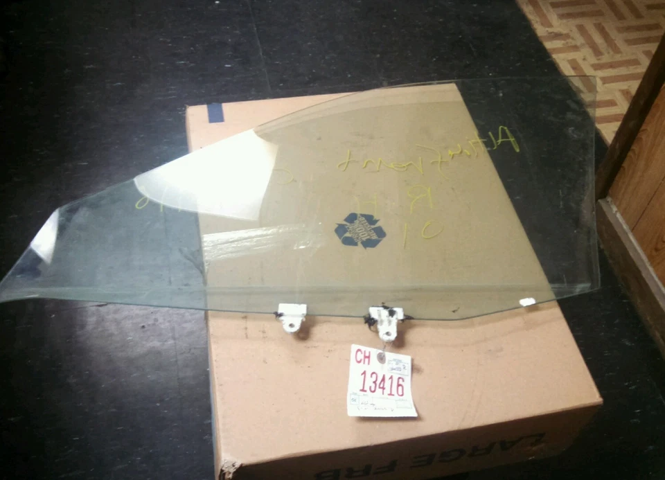 Nissan Altima 2000 2001 puerta cristal ventana delantera derecha Foto 1 de 1