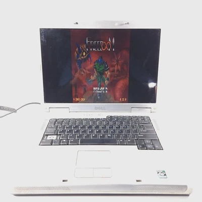 Notebook para jogos Dell 1501 AMD Atholon 64 2GB Ram 300GB HD Windows XP Pro para peças - Imagem 1 de 4