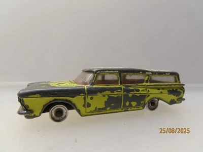 DINKY TOYS  #193 'RAMBLER CROSS COUNTRY ' for restoration  ...* - Image 1 of 4
