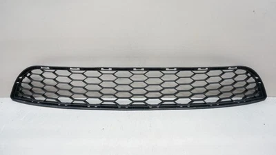 Parachoques delantero Nissan Sentra 2016-2019 parrilla inferior 216950 OEM Foto 1 de 4