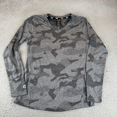 Camisa Tapout Mujer Gris Mediana Camuflada Manga Larga Cuello en V Mercancía Oficial WWE Foto 1 de 4