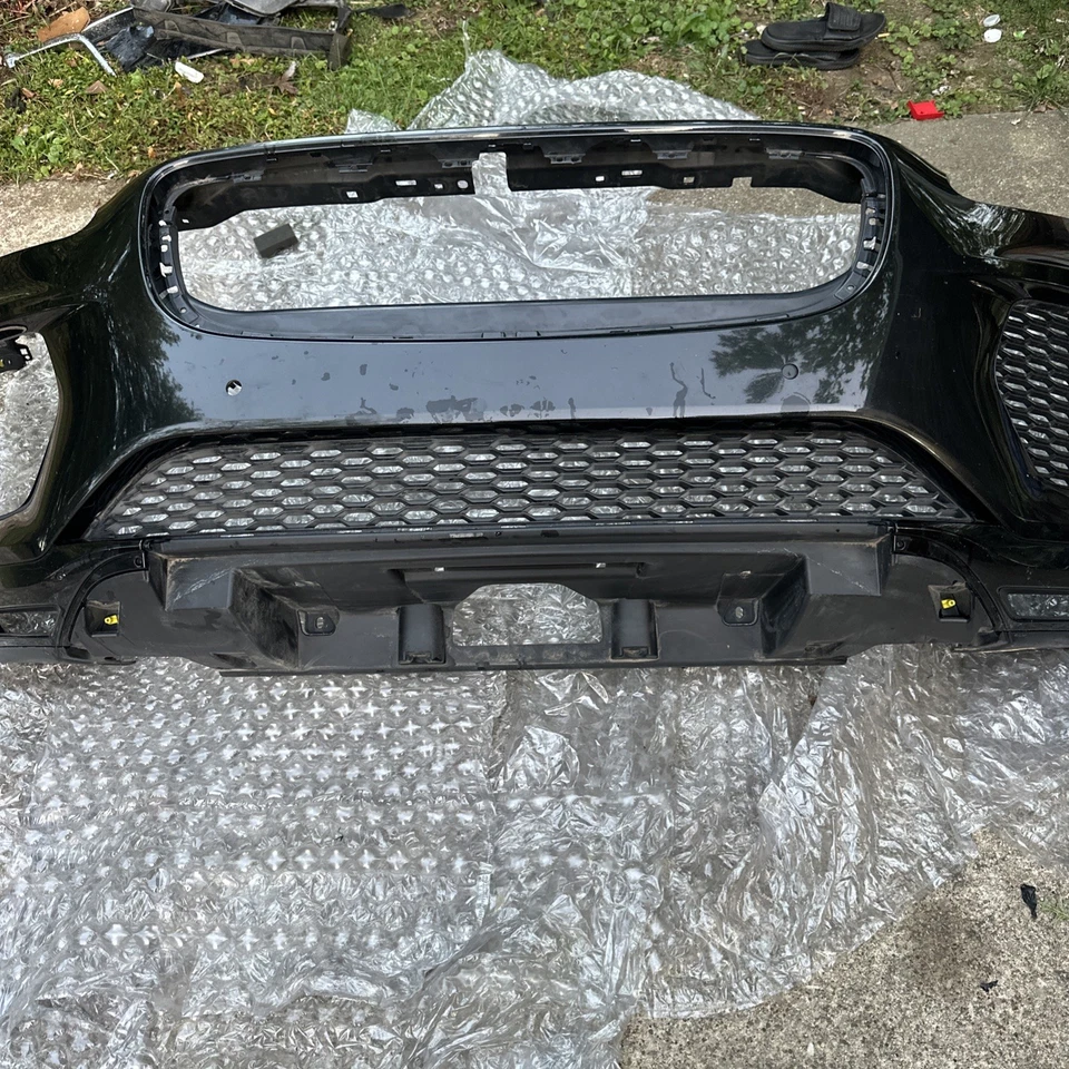 Jaguar E Pace 2018 2019 2020 parachoques delantero refuerzo usado OEM Foto 1 de 4