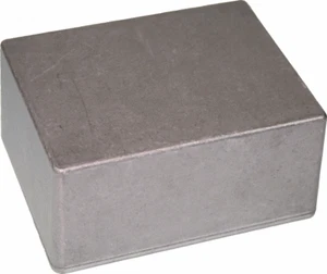 GENUINE HAMMOND 1590C STOMP BOX DIECAST ENCLOSURE UNFINISHED FOR EFFECT PEDALS - Picture 1 of 1
