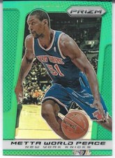 2013-14 Panini Prizm METTA WORLD PEACE GREEN REFRACTOR New York Knicks #47