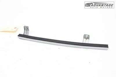 Nissan Kicks 2018-2024 puerta delantera izquierda ventana guía trasera retenedor OEM Foto 1 de 4