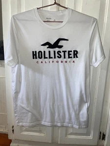 Hollister Men’s Core Fit T-Shirt White Size Medium California Logo 100% Cotton - Picture 1 of 3