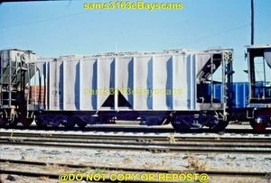 ORIGINAL SLIDE ROCK ISLAND RR 174 COVERED HOPPER FT WORTH TX 1980 - Picture 1 of 1