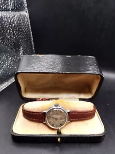 Vintage/Antique Ladies Movado Wristwatch In Box Small Seconds - Picture 1 of 15