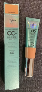 It Cosmetics CC+ SPF 40 Oil-Free Matte Cream - LIGHT MEDIUM 1.08 - Picture 1 of 6