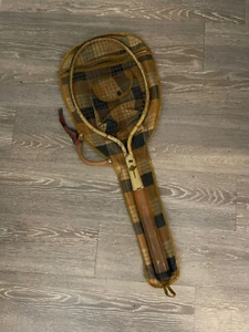 RACCHETTA TENNIS DAYTON CO CADET METALLO MANICO LEGNO IMPUGNATURA VINTAGE RARA CON BORSA - Foto 1 di 7