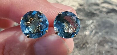 Blue Zircon Labcreated Round Cut Stud Earrings In 14kt Solid Yellow Gold  - Image 1 of 4