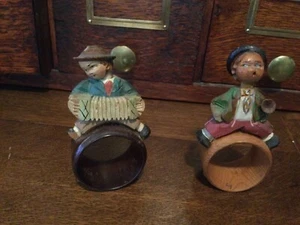 Pair Of Vintage Anri wood carved knapkin rings - Picture 1 of 3
