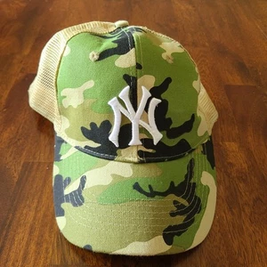 New York Yankees Mütze Military Appreciate Night 2018 Baseball grün Tarnmuster Druckknopflasche - Bild 1 von 4