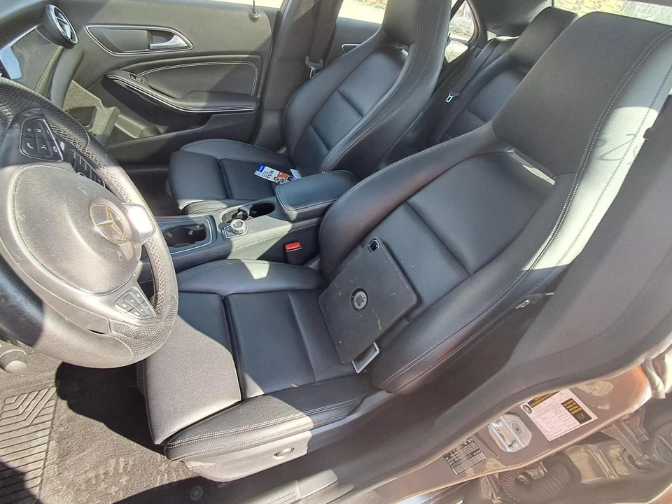 Used Front Left Seat Front fits: 2016 Mercedes-benz Mercedes cla-class 117 Type Foto 1 de 4
