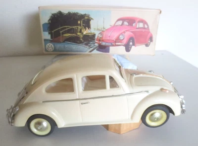 SUNNY VW VOLKSWAGEN BEETLE CAR BUMP AND GO BATTERY OP TOY W-BOX - Image 1 of 4