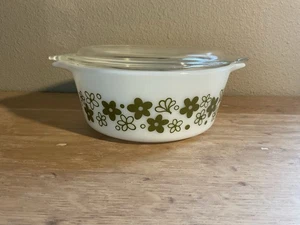Vintage Pyrex Crazy Daisy runde Kasserolle klein mit Deckel 472 1 1/2 Pt Milchglas - Bild 1 von 7