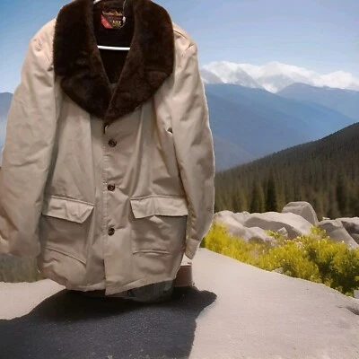 Vtg Ely Walker Weather Jack Mens Coat Faux Fur Lining Collar Tan Large? - Image 1 of 4