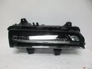 20-22 CADILLAC XT6 FOG LIGHT LED LEFT DRIVER SIDE LH BROKAN TAB 84731995 - Picture 1 of 8