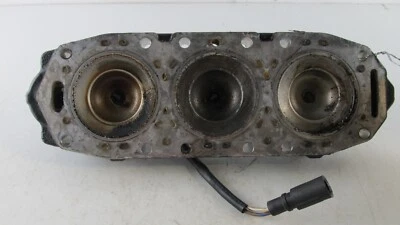 OEM 1998-2001 35hp Johnson Outboard Cylinder Head 0344228 25hp Pls see Pictures - Image 1 of 4
