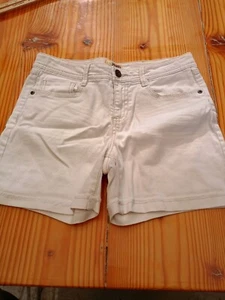 Mudd Women's Shortie Denim Shorts Size 16 White - Picture 1 of 7