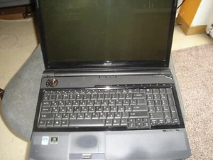 Acer aspire 6930 Laptop faulty 17" inch screen - Picture 1 of 2