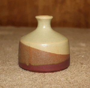 Vaso Omori Bud ceramica piccolo - circa 3 x 3 pollici - Foto 1 di 7