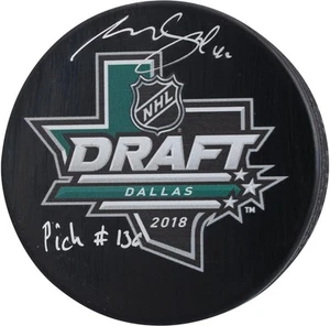 Akira Schmid New Jersey Devils Signed 2018 Draft Logo Hockey Puck w/#136 Insc - Picture 1 of 3