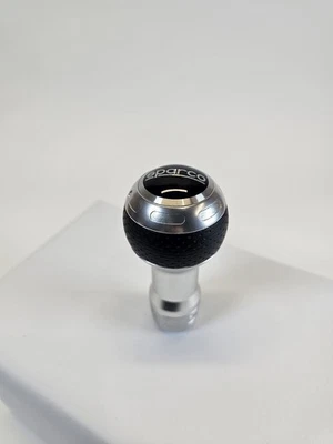 Perilla de cambio Sparco X-Speed negra perforada/plateada Foto 1 de 4