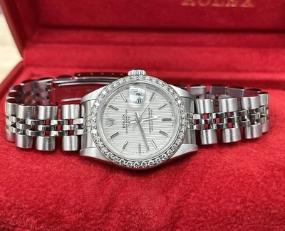 TAPIZ ROLEX DATE 79420 BISEL DIAMANTE PERSONALIZADO EN JUBILEO 26 MM JUEGO COMPLETO 2000 Foto 1 de 4