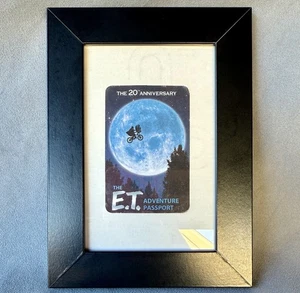 Authentic 2002 E.T. The Ride Adventure Passport Card Universal Studios Hollywood - Picture 1 of 5