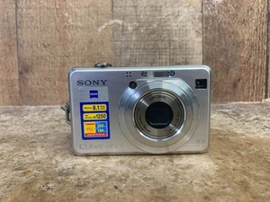 Sony CyberShot DSC-W100-8,1 MP - fotocamera digitale - Foto 1 di 15